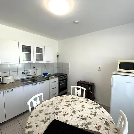 Apartment Margareta Apartmanhaz Balatonboglar