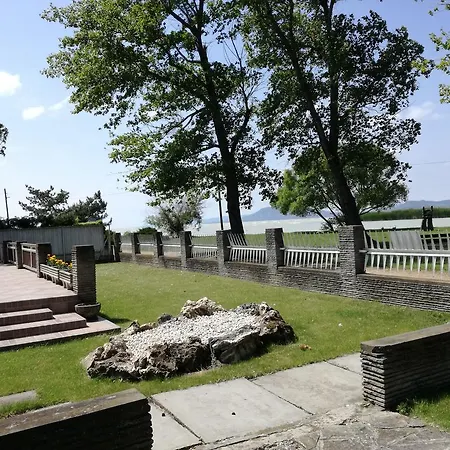 Margareta Apartmanhaz *