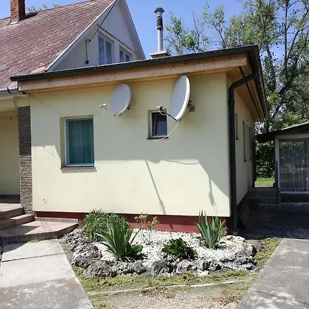 公寓 Margareta Apartmanhaz