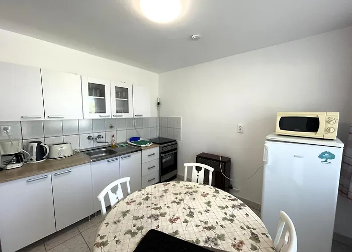 Apartment Margareta Apartmanhaz Balatonboglar