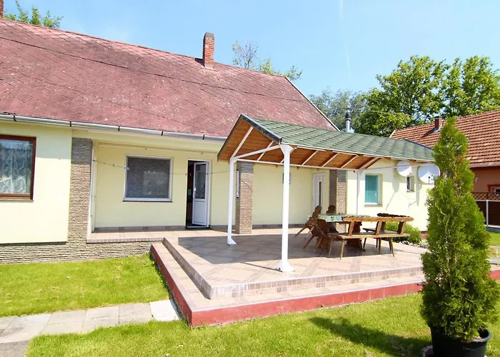 Margareta Apartmanhaz * Balatonboglar